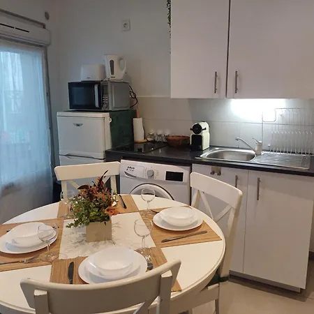 Super F2 A 5mn Aeroport D'orly Parking Prive Gratuit Apartment Paray-Vieille-Poste